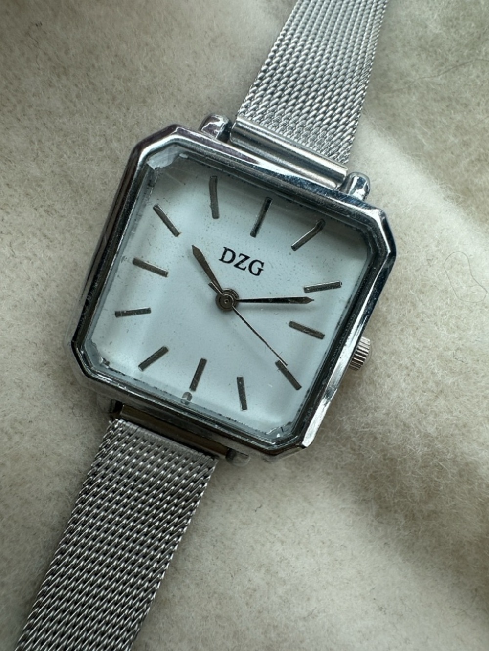 DZG Vintage Women's Silver Tone Square Mesh Bracelet Watch - White Dial
